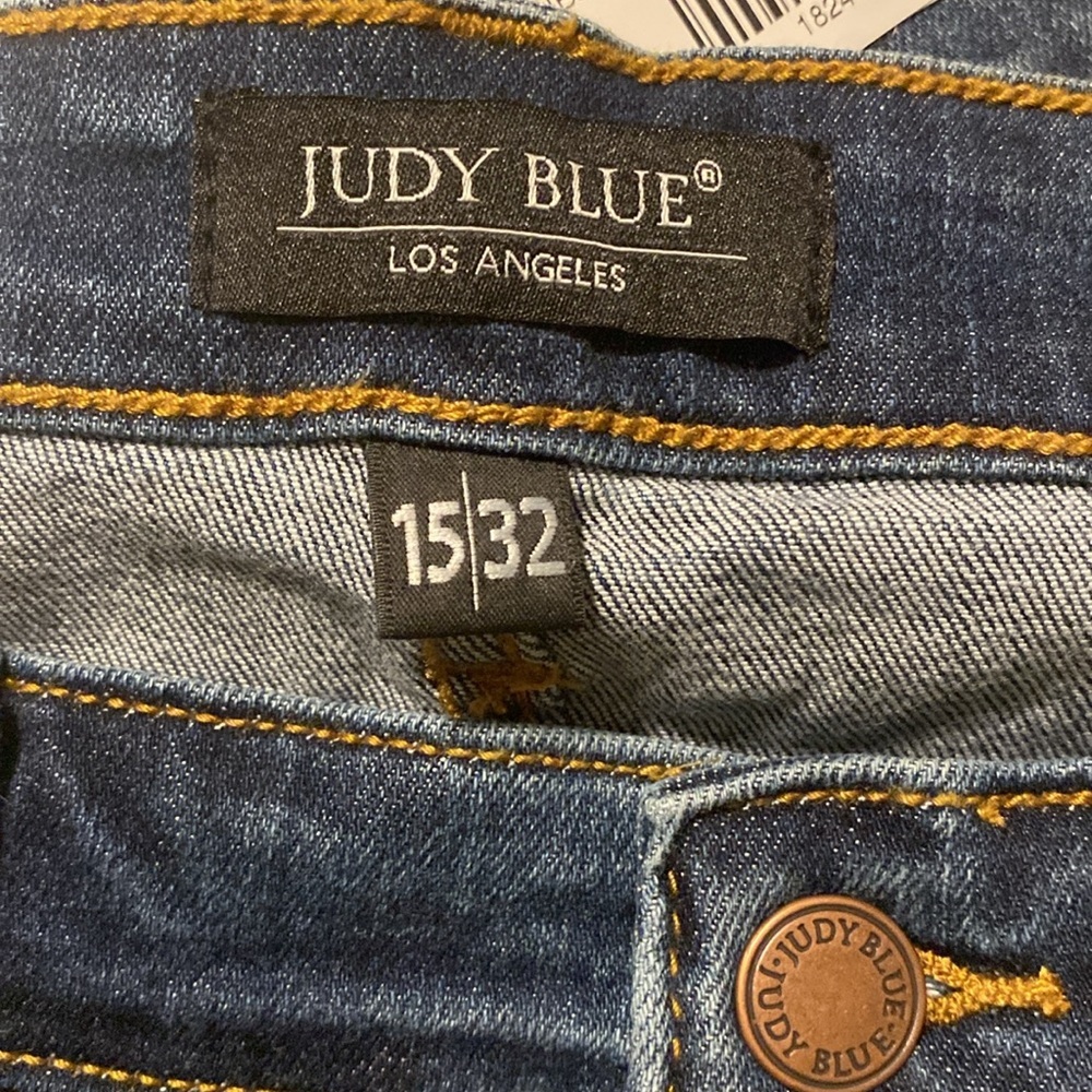 JUDY BLUE Mid Rise Plus/Reg Everyday Essential Relaxed Fit Jeans - Color DK ST - Picture 13 of 13
